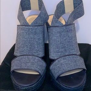 Vince Camuto Navy denim wedge espadrille